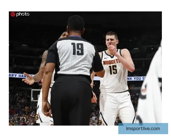 基德因不满判罚与裁判争执本赛季第二次被驱逐出场